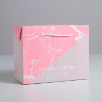 Пакет - коробка "Love" 23 х 18 х 11 см